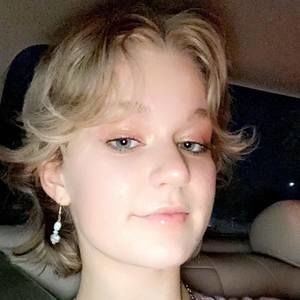 Meet your Posher, Joy